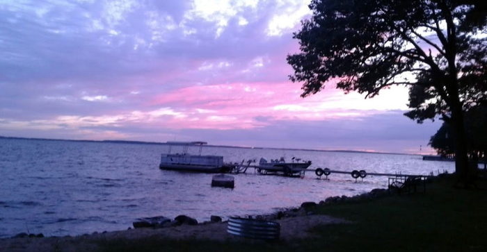 Foughts Resort (Lakewoods Resort) - Web Listing (newer photo)